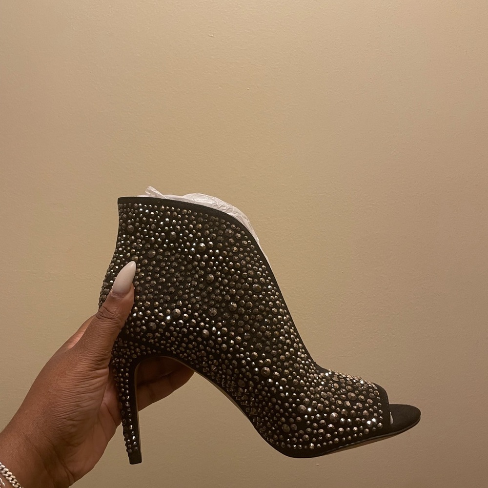 NEVER WORN Black Embellished Heel